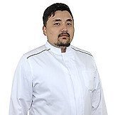 Врач Будаев Георгий Евгеньевич