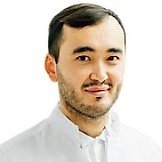 Врач Демин Максим Иванович