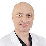 Врач Кутателадзе Реваз Гивиевич