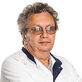 Врач Валиулин Муслим Анверович